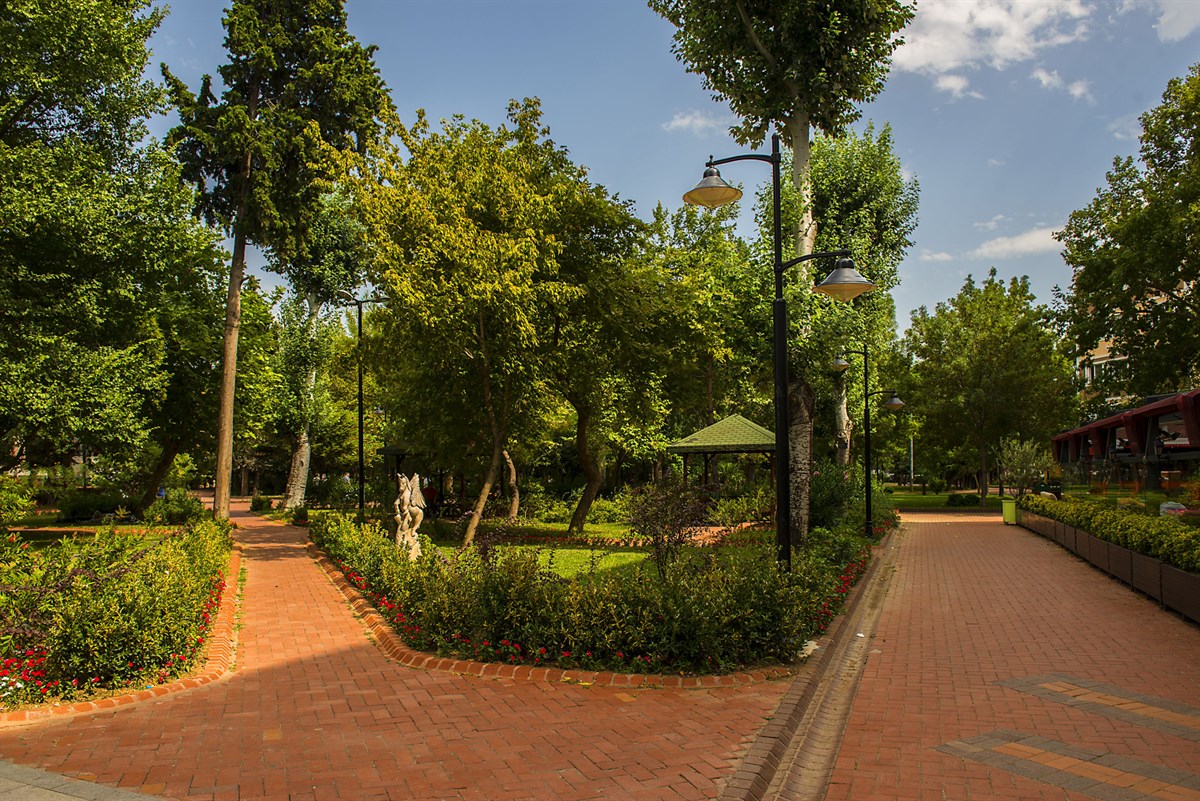 Halk Bahçesi