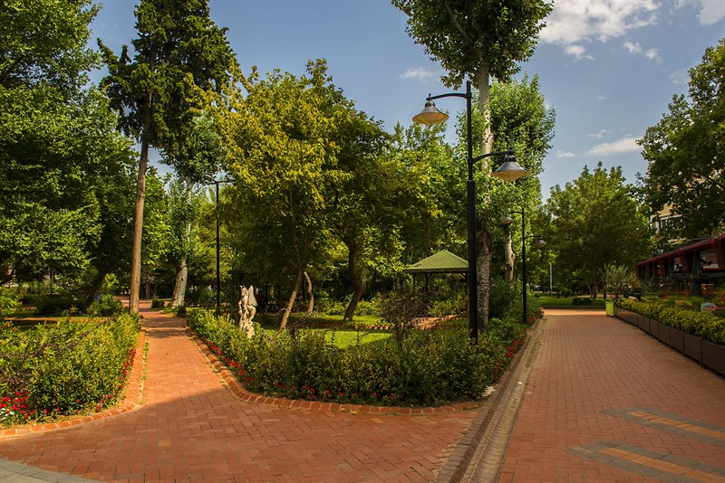 Halk Bahçesi
