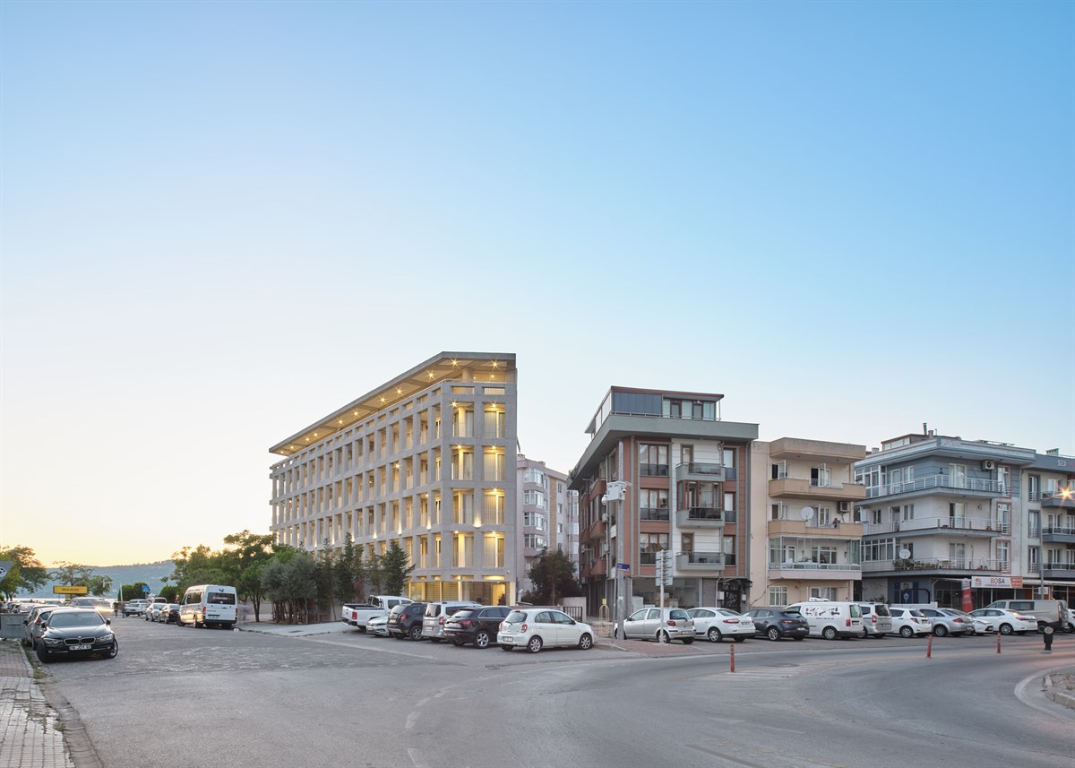 Şehit Yakınları ve Gazi Evi