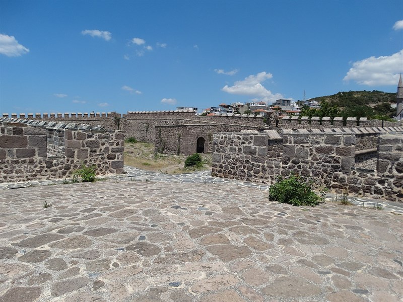 Babakale Kalesi
