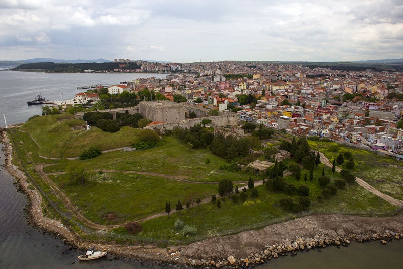 Çimenlik Kalesi