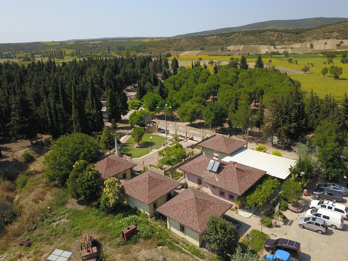 Büyük Anafarta Köy Şehitliği