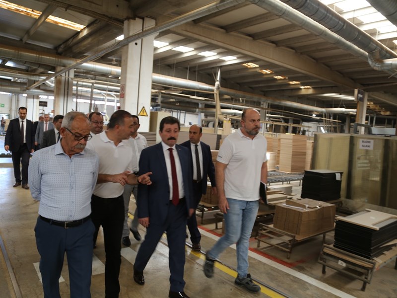turkiye ve canakkale nin mobilya sektorunun gururu dogtas a istihdama katki ziyareti