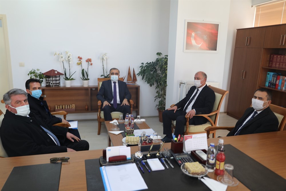 vali ilhami aktas canakkale vergi dairesi mudurlugunu ziyaret etti