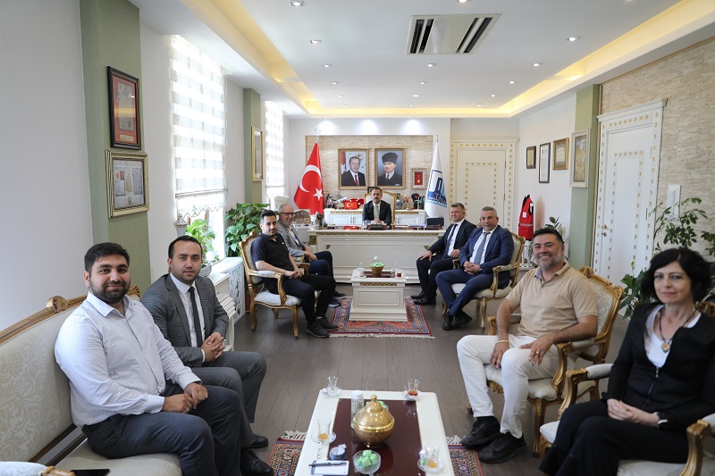 MÜSİAD Çanakkale Şube Yeni Yönetimi Vali İlhami AKTAŞ’ı Ziyaret Etti